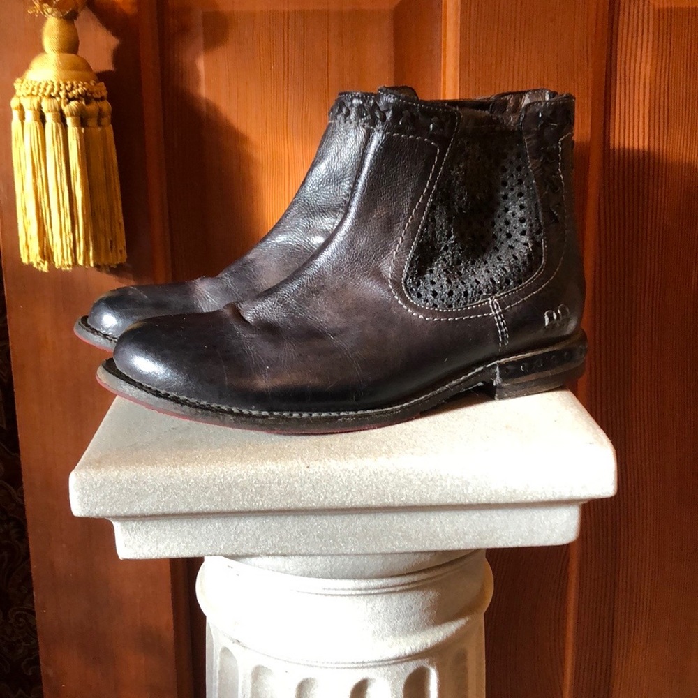 EUC Bed Stu leather ankle boots
